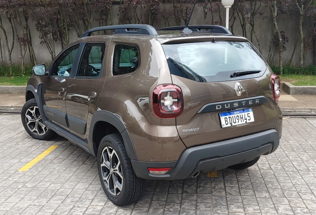 renault duster traseira